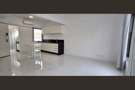 Sala de apartamento para alugar com 1 quarto, 31m² em Centro, Florianópolis