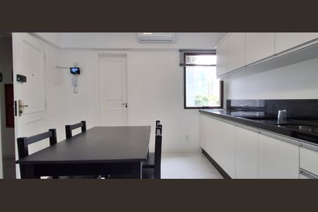 Cozinha de apartamento para alugar com 1 quarto, 41m² em Centro, Florianópolis
