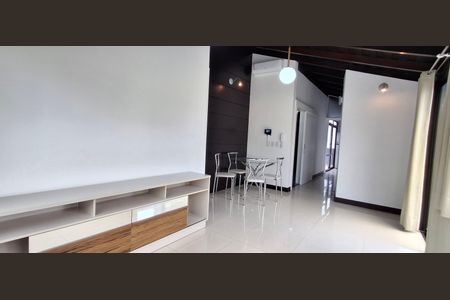 Sala de apartamento para alugar com 1 quarto, 72m² em Centro, Florianópolis