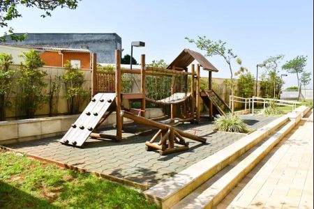 Apartamento à venda com 79m², 2 quartos e 2 vagasÁrea comum - Playground