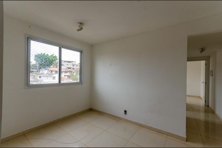Sala de apartamento para alugar com 2 quartos, 46m² em Vila Zat, São Paulo