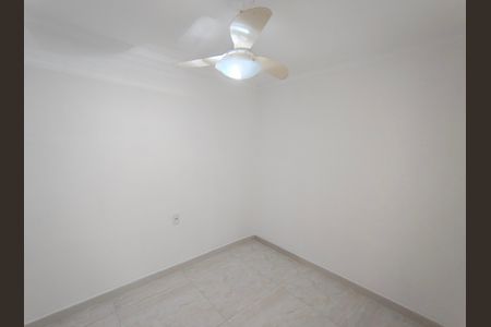 Quarto 1 de casa para alugar com 2 quartos, 90m² em Taquara, Rio de Janeiro