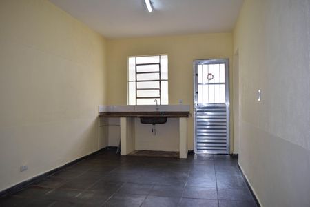 Sala/Cozinha de casa para alugar com 1 quarto, 40m² em Vila Carrão, São Paulo