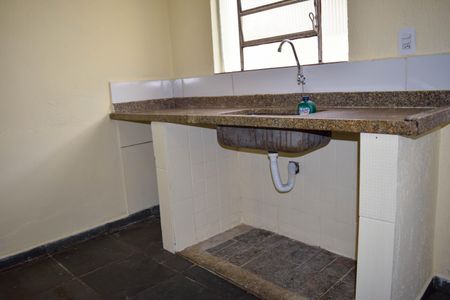 Sala/Cozinha de casa para alugar com 1 quarto, 40m² em Vila Carrão, São Paulo