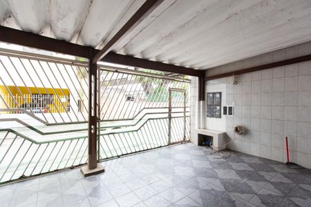 Casa para alugar com 60m², 2 quartos e 1 vaga Casa para alugar com 60m², 2 quartos e 1 vagaGaragem