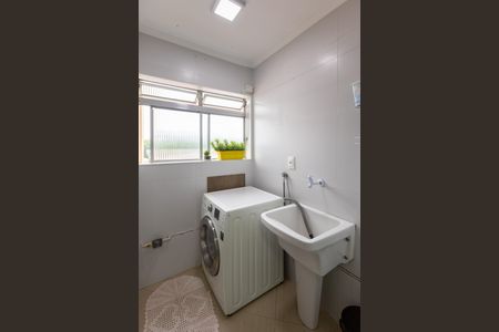 Apartamento à venda com 65m², 2 quartos e 1 vagaÁrea de Serviço