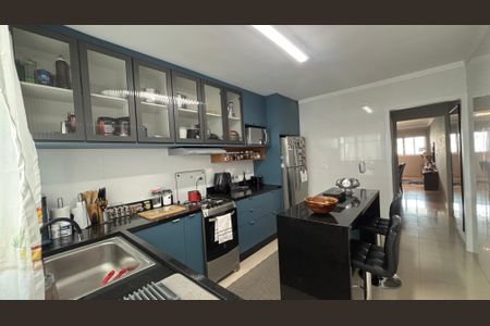 Casa à venda com 104m², 2 quartos e 2 vagas Casa à venda com 104m², 2 quartos e 2 vagasCozinha