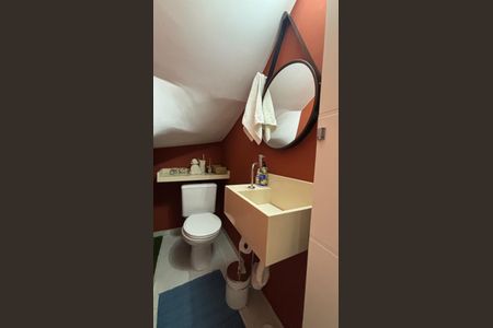 Casa à venda com 104m², 2 quartos e 2 vagas Casa à venda com 104m², 2 quartos e 2 vagasLavabo