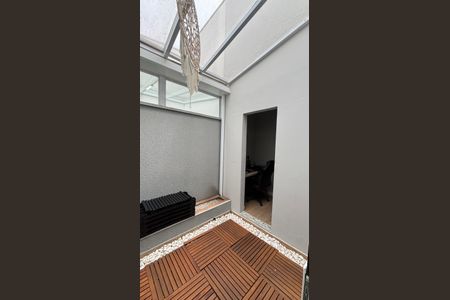 Casa à venda com 104m², 2 quartos e 2 vagas Casa à venda com 104m², 2 quartos e 2 vagasJardim de Inverno