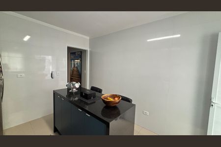 Casa à venda com 104m², 2 quartos e 2 vagas Casa à venda com 104m², 2 quartos e 2 vagasCozinha