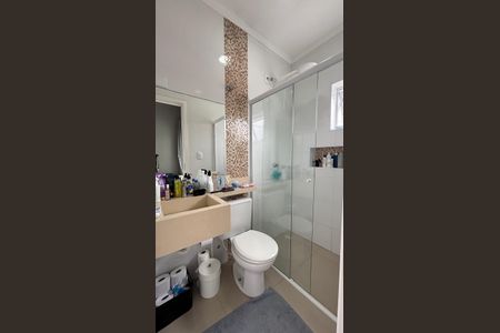 Casa à venda com 104m², 2 quartos e 2 vagas Casa à venda com 104m², 2 quartos e 2 vagasBanheiro da Suíte