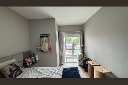 Casa à venda com 104m², 2 quartos e 2 vagas Casa à venda com 104m², 2 quartos e 2 vagasSuite