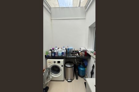 Casa à venda com 104m², 2 quartos e 2 vagas Casa à venda com 104m², 2 quartos e 2 vagasÁrea de Serviço