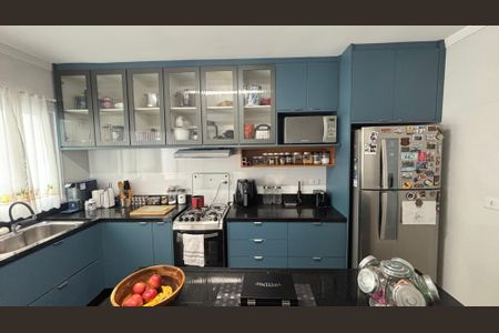 Casa à venda com 104m², 2 quartos e 2 vagas Casa à venda com 104m², 2 quartos e 2 vagasCozinha