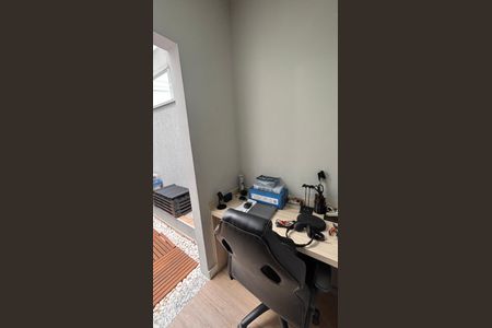 Casa à venda com 104m², 2 quartos e 2 vagas Casa à venda com 104m², 2 quartos e 2 vagasEscritório