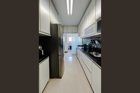 Apartamento à venda com 108m², 3 quartos e 2 vagasCozinha