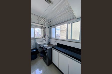 Apartamento à venda com 108m², 3 quartos e 2 vagasÁrea de Serviço