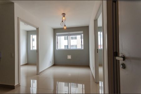 Sala de apartamento para alugar com 2 quartos, 34m² em Jardim Pereira Leite, São Paulo