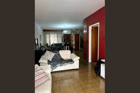 Casa à venda com 3 quartos, 169m² em Chácara Santo Antônio (Zona Sul), São Paulo