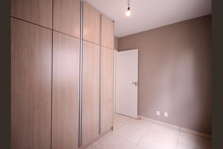 Quarto 1  de apartamento à venda com 2 quartos, 49m² em Vila Gumercindo, São Paulo