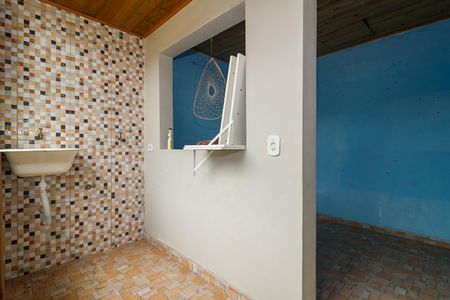 Casa à venda com 130m², 3 quartos e 1 vagaÁrea de Serviço