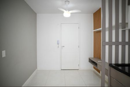 Sala de apartamento para alugar com 2 quartos, 38m² em Sacomã, São Paulo