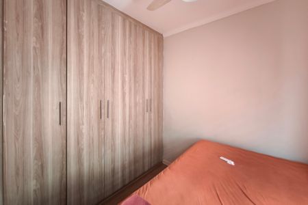 Quarto 2 de apartamento à venda com 3 quartos, 75m² em Vila Marieta, Campinas
