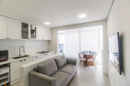 Sala de apartamento à venda com 2 quartos, 45m² em Bethaville I, Barueri