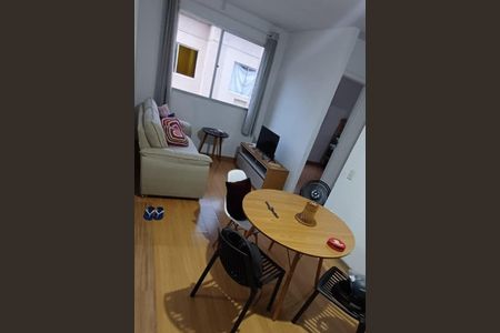 Sala de apartamento para alugar com 2 quartos, 44m² em Campo Grande, Rio de Janeiro