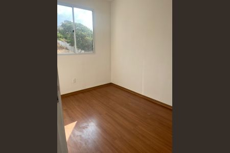 Quarto de apartamento para alugar com 2 quartos, 44m² em Buritis, Belo Horizonte