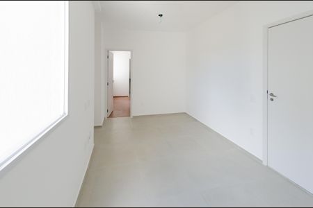 Sala de apartamento à venda com 2 quartos, 50m² em Palmeiras, Belo Horizonte