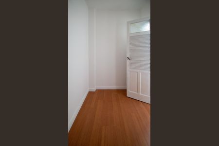Apartamento à venda com 60m², 2 quartos e 1 vaga Apartamento à venda com 60m², 2 quartos e 1 vagaQuarto de Serviço