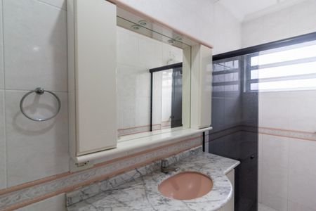 Casa à venda com 200m², 3 quartos e 2 vagasBanheiro Social