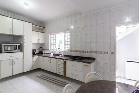 Casa à venda com 200m², 3 quartos e 2 vagasCozinha