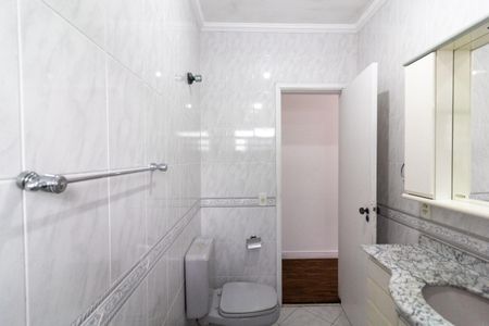 Casa à venda com 200m², 3 quartos e 2 vagasBanheiro Suíte