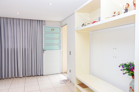 Sala de apartamento para alugar com 1 quarto, 42m² em Vila Marari, São Paulo