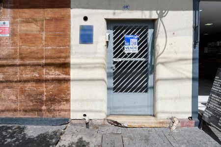 Apartamento à venda com 82m², 2 quartos e 1 vaga Apartamento à venda com 82m², 2 quartos e 1 vagaFachada do condomínio + plaquinha