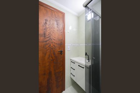 Apartamento à venda com 82m², 2 quartos e 1 vaga Apartamento à venda com 82m², 2 quartos e 1 vagaBanheiro da suíte