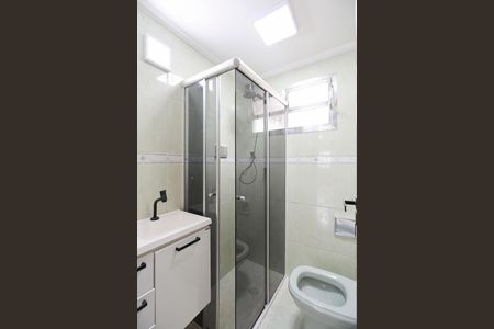 Apartamento à venda com 82m², 2 quartos e 1 vaga Apartamento à venda com 82m², 2 quartos e 1 vagaBanheiro da suíte