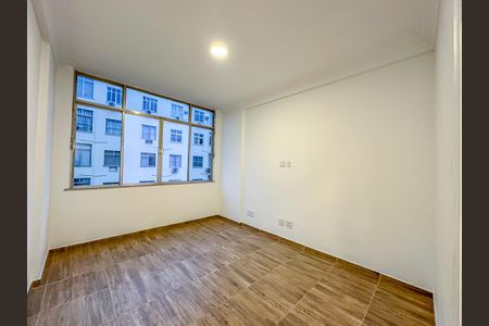 Apartamento à venda com 90m², 2 quartos e sem vaga