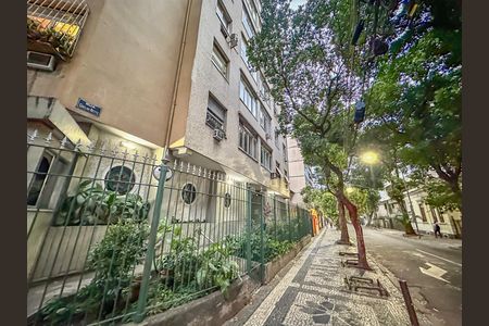 Apartamento à venda com 90m², 2 quartos e sem vaga