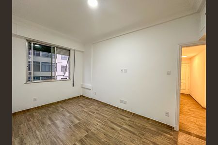Apartamento à venda com 90m², 2 quartos e sem vaga