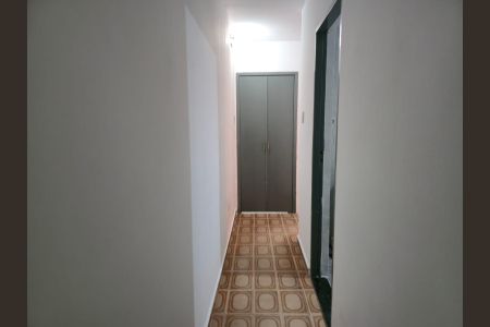 Corredor de casa para alugar com 2 quartos, 80m² em Jardim Terezopolis, Guarulhos