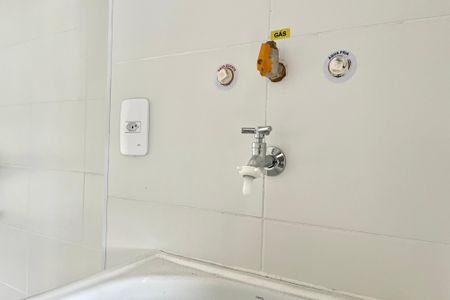 Apartamento à venda com 85m², 2 quartos e 1 vaga Apartamento à venda com 85m², 2 quartos e 1 vagaÁrea de Serviço