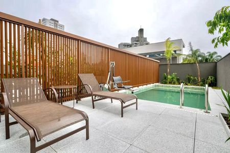 Apartamento à venda com 85m², 2 quartos e 1 vaga Apartamento à venda com 85m², 2 quartos e 1 vagaÁrea comum - Piscina