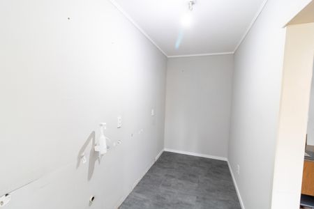 Cozinha de apartamento para alugar com 1 quarto, 39m² em Partenon, Porto Alegre