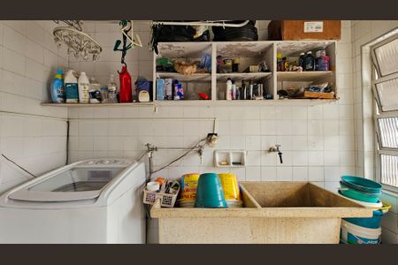 Casa à venda com 450m², 5 quartos e 7 vagasÁrea de Serviço