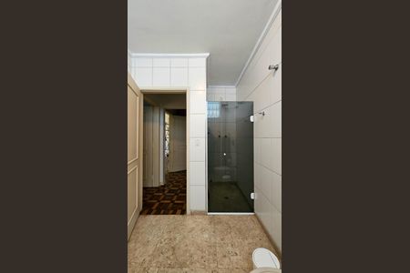 Casa à venda com 450m², 5 quartos e 7 vagasBanheiro 1