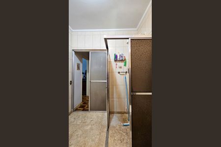 Casa à venda com 450m², 5 quartos e 7 vagasBanheiro 4