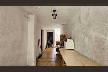 Casa à venda com 450m², 5 quartos e 7 vagasCorredor 